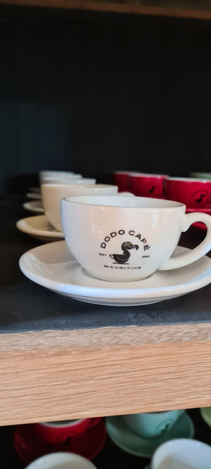 Cappuccino cup by Dodo Café